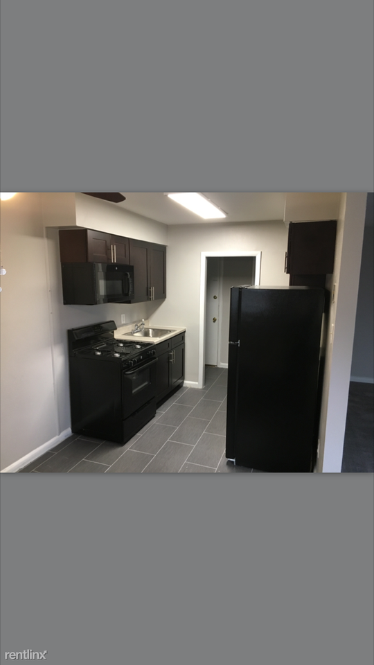 Ardleigh Gardens Apartments 615 E Upsal St, Philadelphia, PA 19119