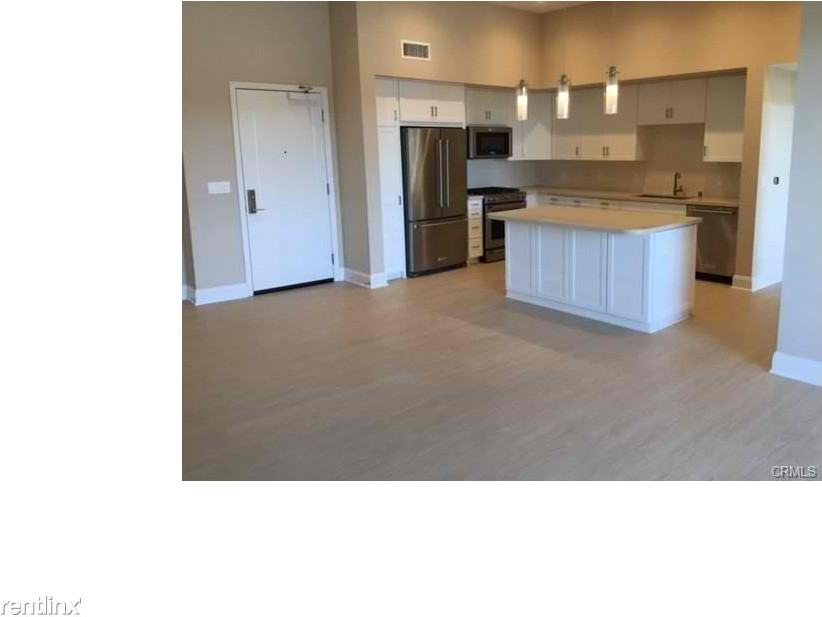 4417 San Joaquin Plaza - Photo 3 of 5