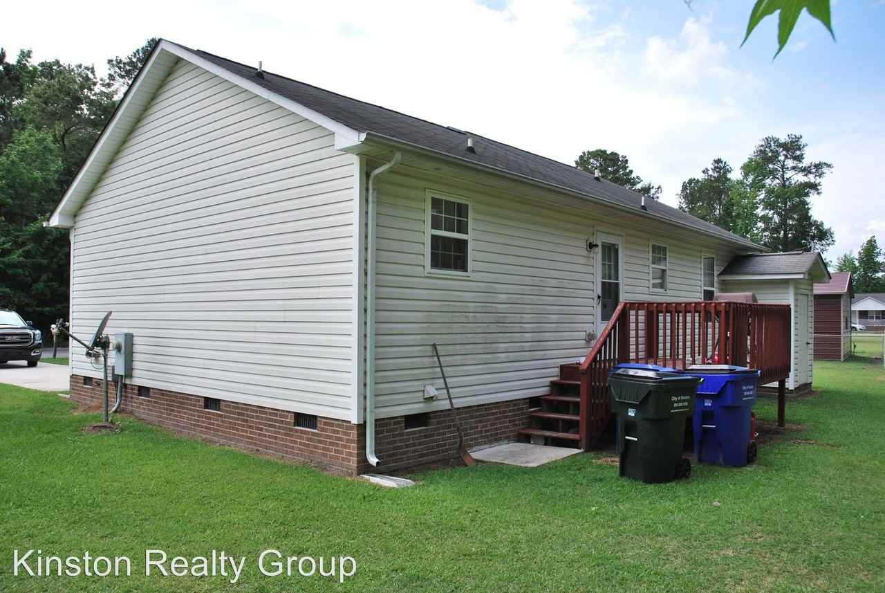 1311 Brentwood Dr - Photo 3 of 3