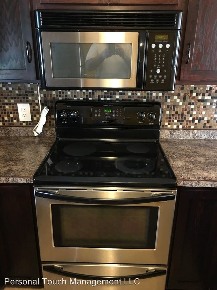 1434 17th St S - Photo 3 of 26