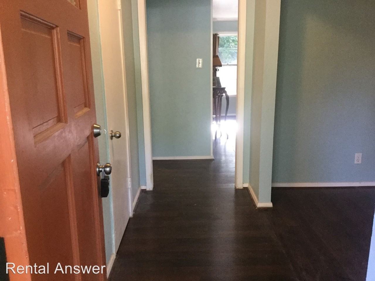 10615 Longleaf Ln - Photo 2 of 22