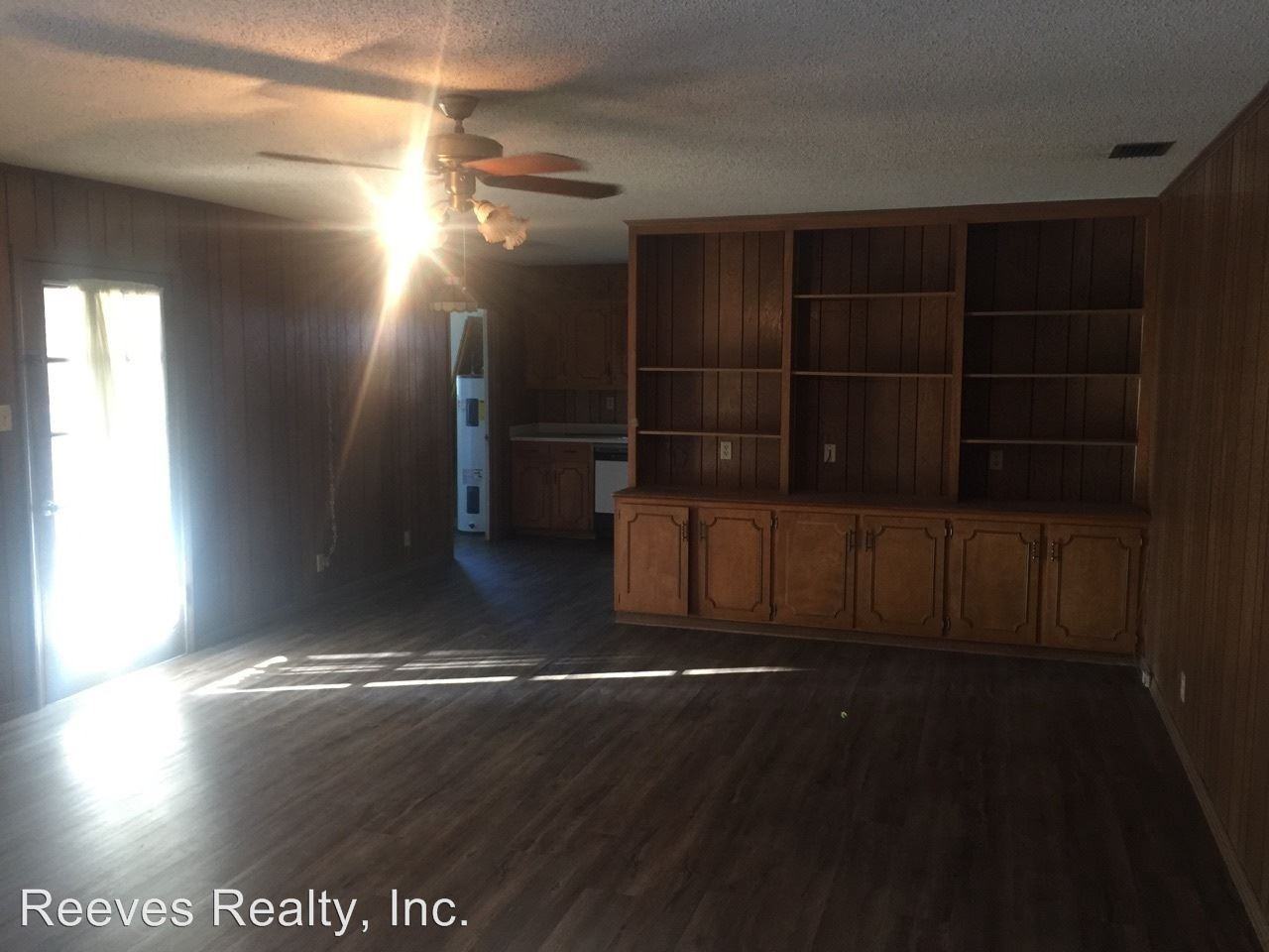 3713 Holly Ridge Cir - Photo 3 of 6