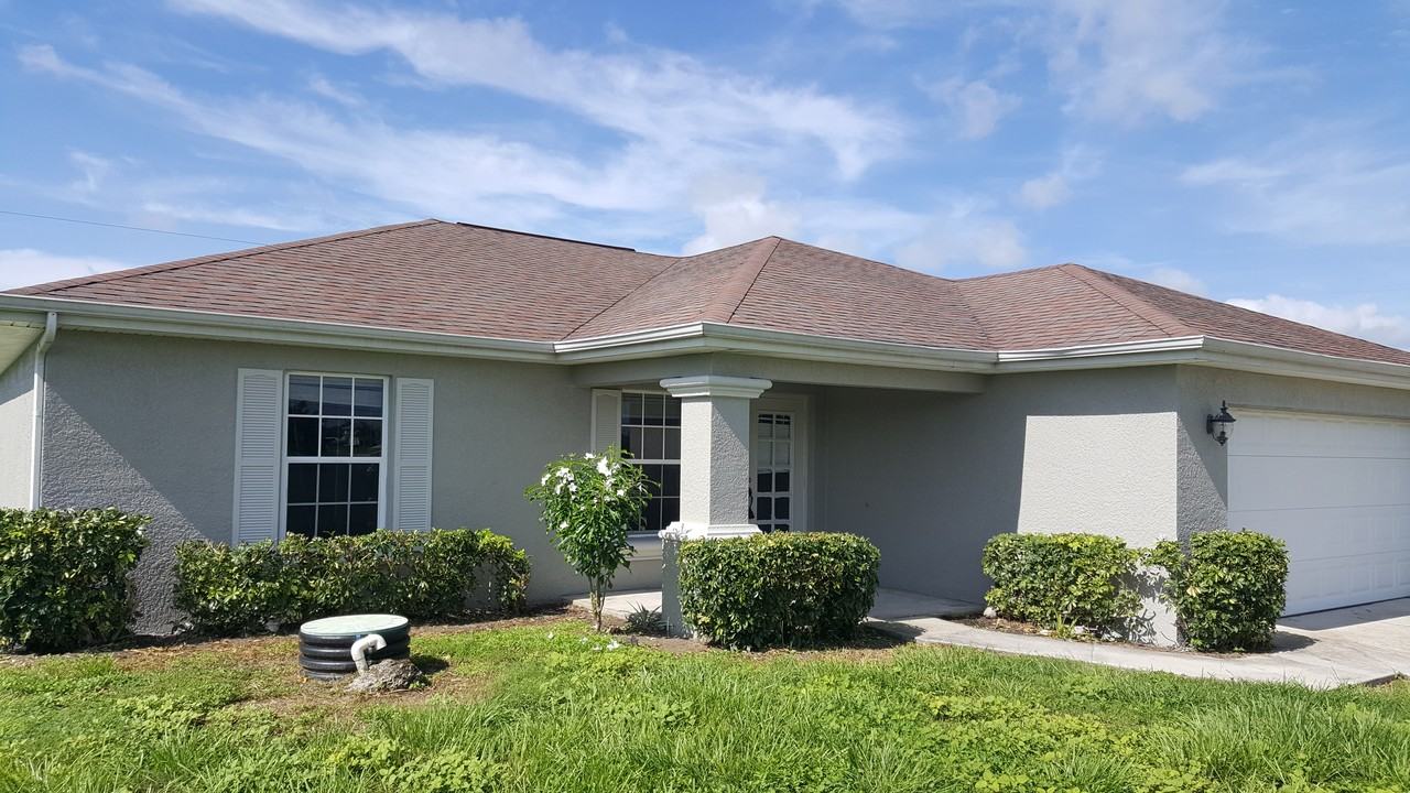 706 NW 1st Ln - Photo 2 of 5