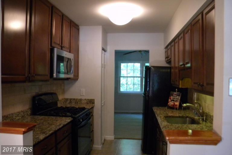 576 Millshire Dr - Photo 3 of 15