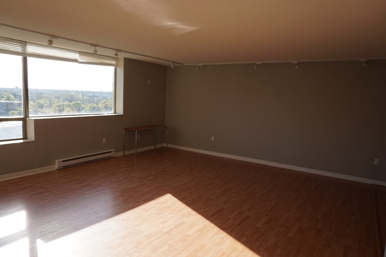695 Richmond Street - Photo 3 of 13