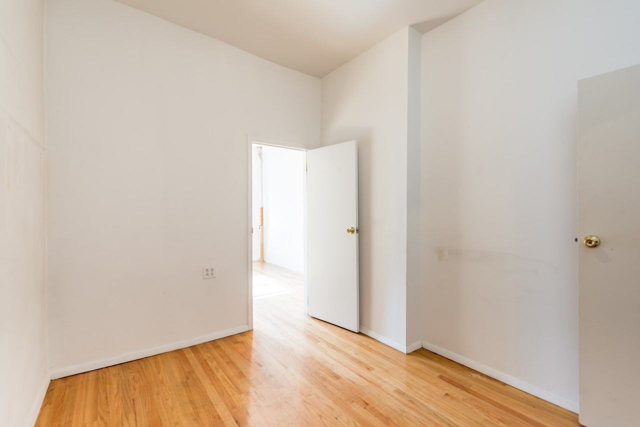 215 Franklin Street #28KH