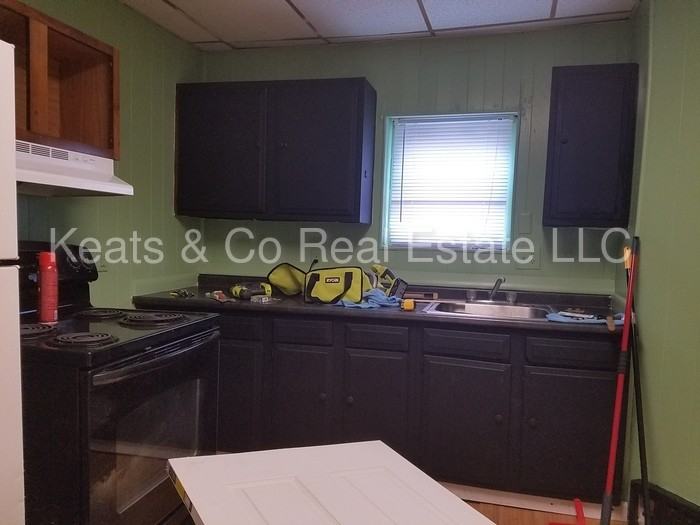 751 N 9th St - Photo 2 of 20