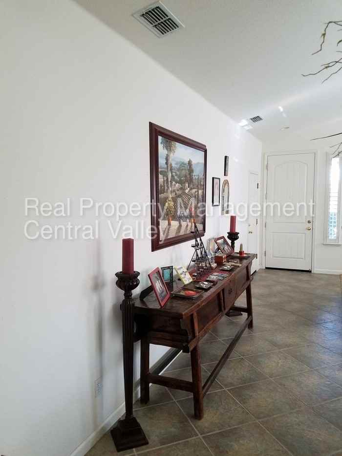 20537 Sarazen Ln - Photo 3 of 36