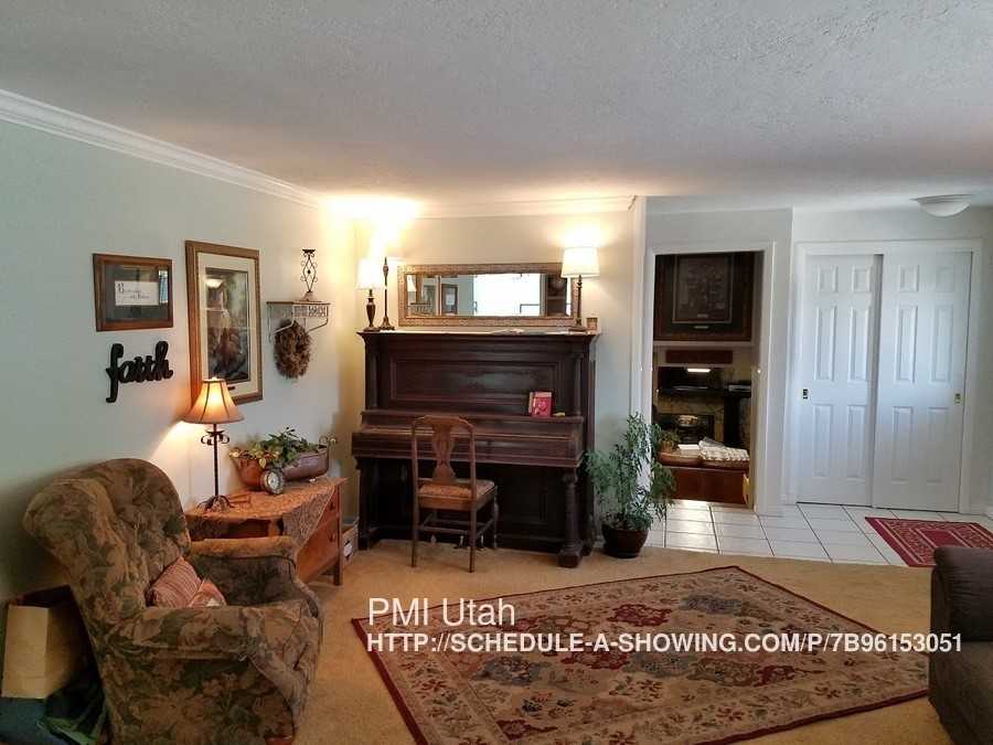 595 Sumac Ln - Photo 3 of 22