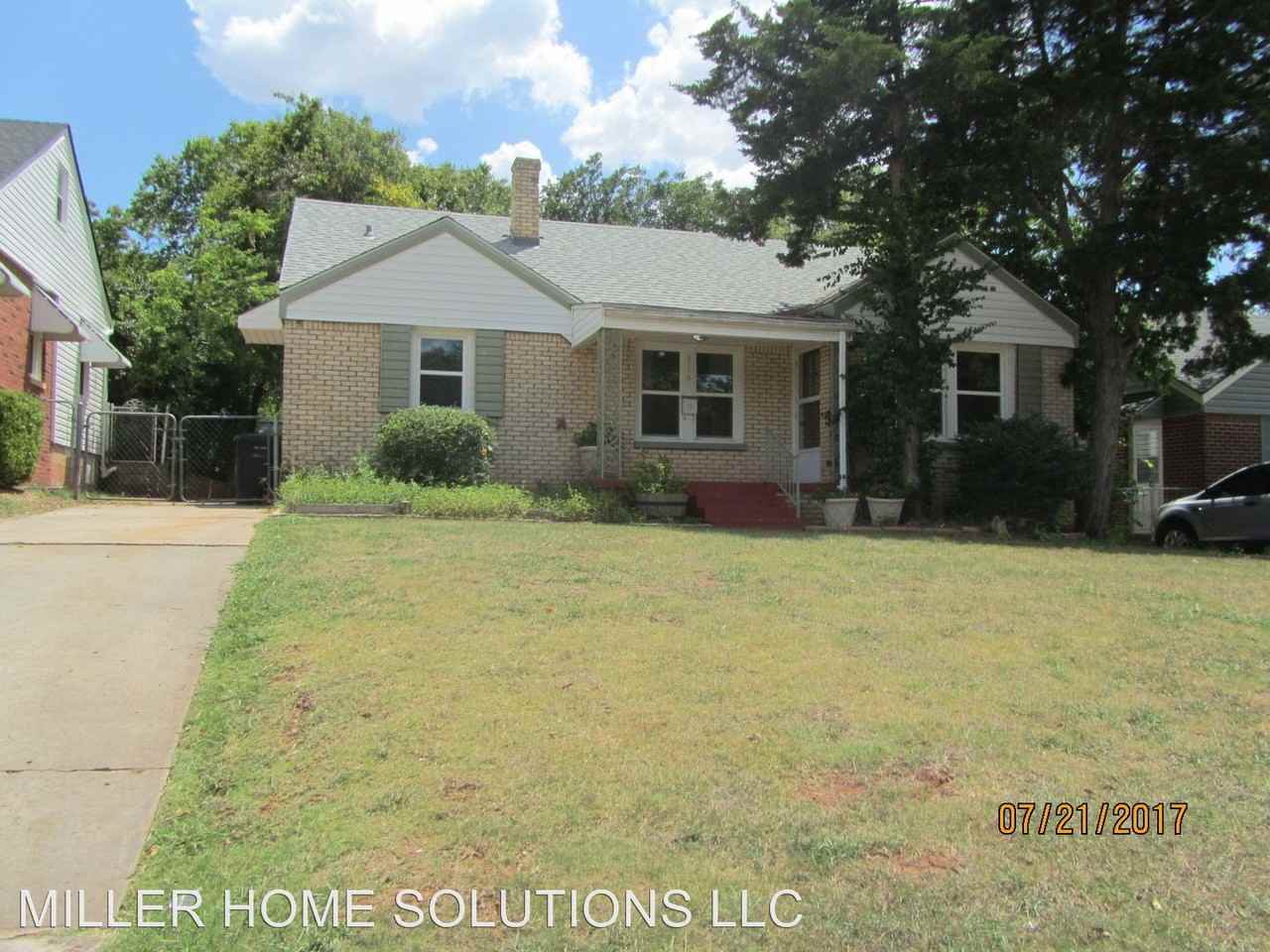 814 NW 48th St - Photo 2 of 18