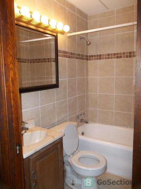 417 Ford St #2E - Photo 3 of 9