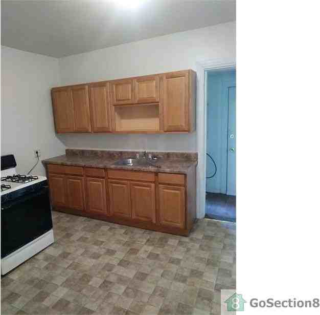 1818 N 27th St - Photo 2 of 5