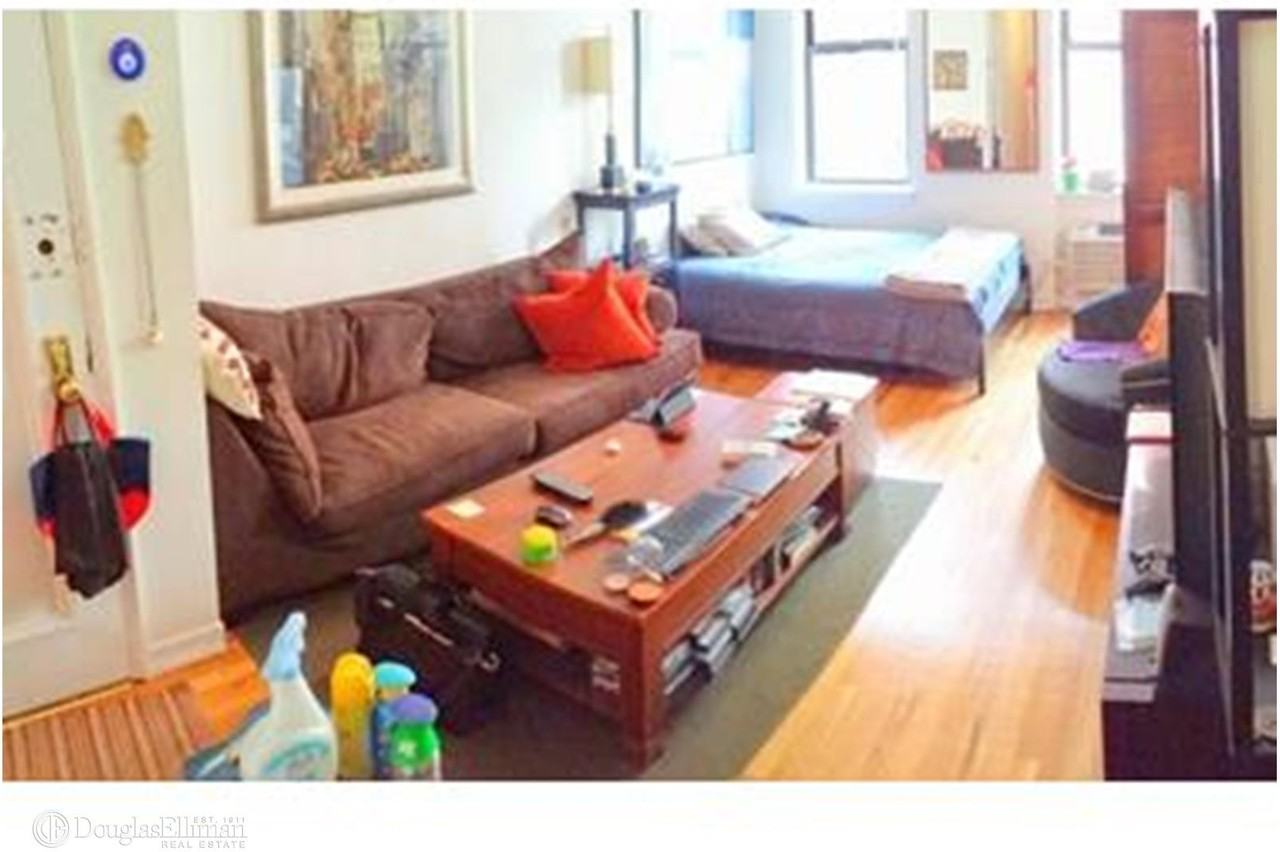 East 83rd St & 2nd Ave #3D