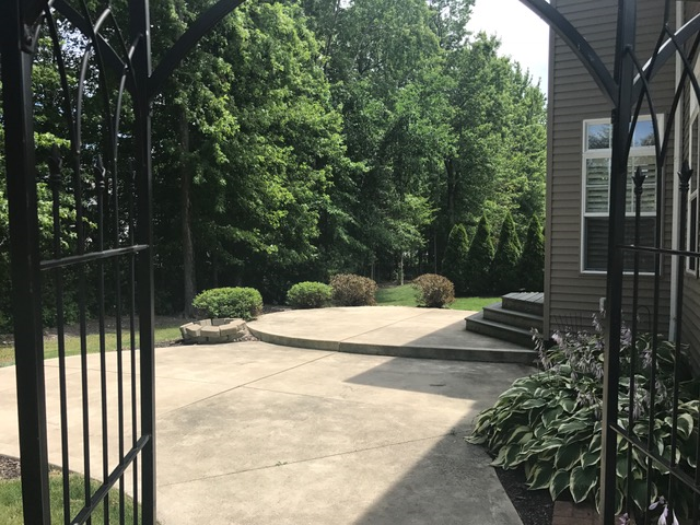 461 Cedarwood Rd - Photo 3 of 23