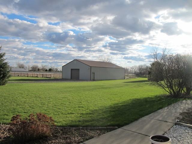 11911 Morris Dr - Photo 3 of 29