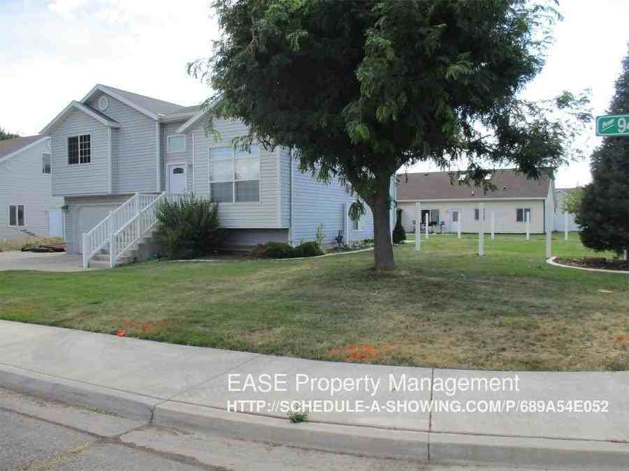 1218 S 940 W St - Photo 2 of 18