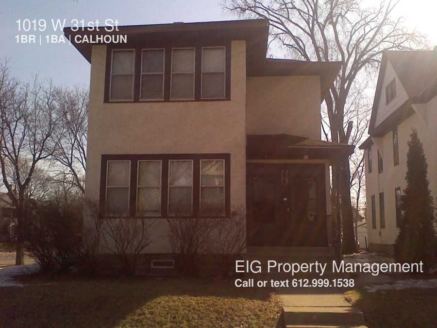 1019 W 31st St - Photo 2 of 14