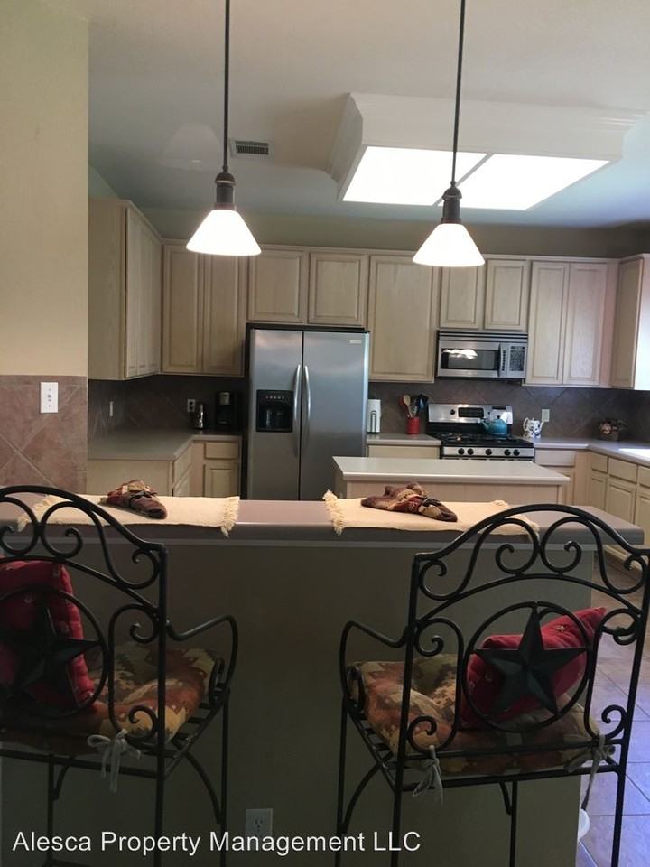 3600 Aspen Leaf - Photo 2 of 16