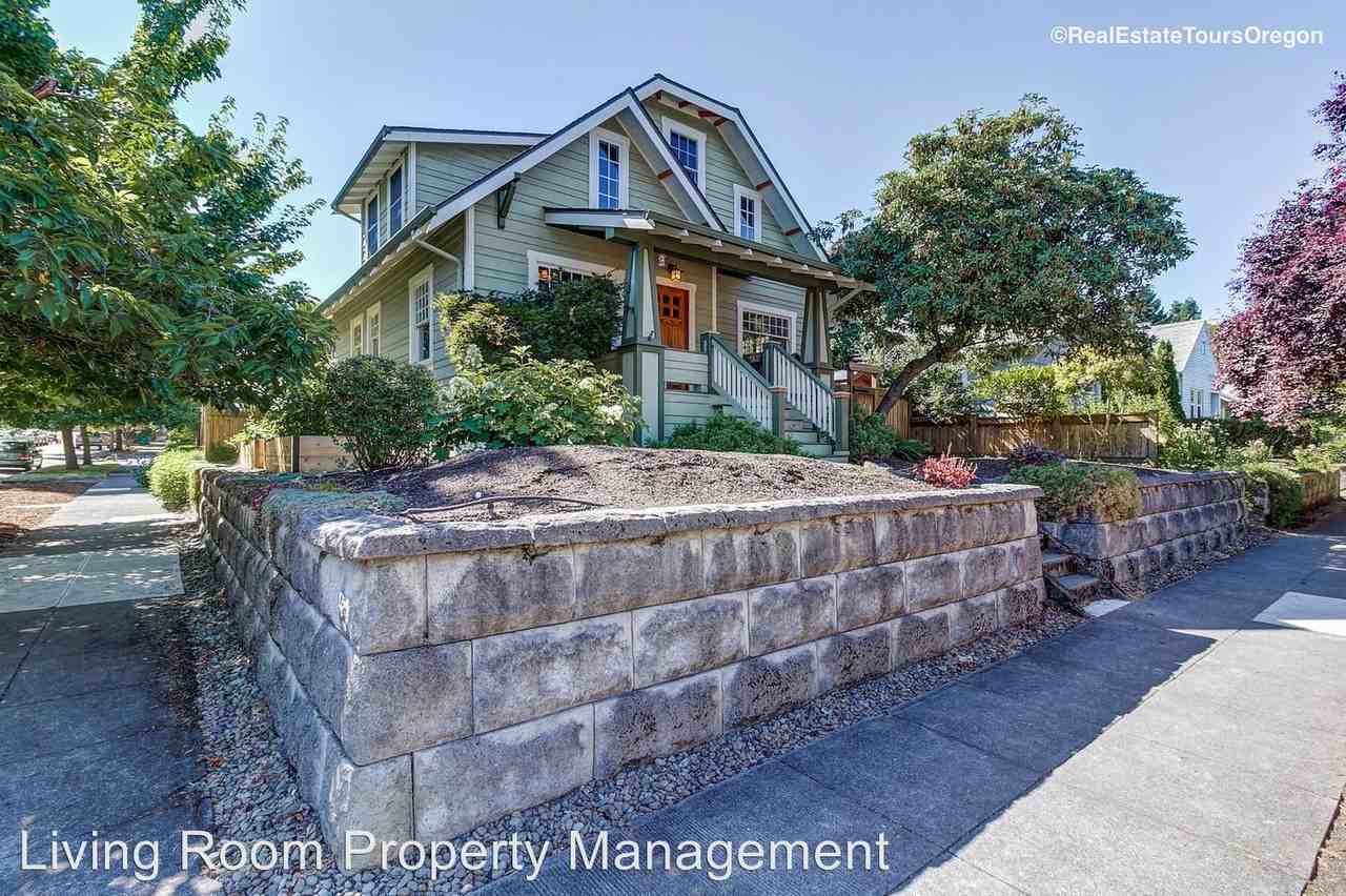 7135 SE 16th Ave - Photo 2 of 40