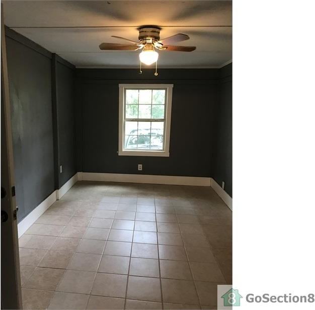 2452 Dog River Dr N - Photo 2 of 17