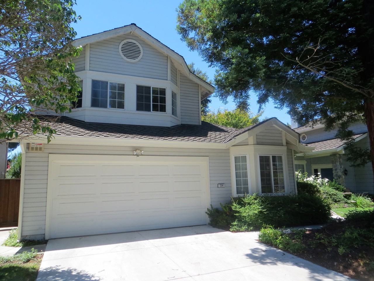 234 Gregory Ln - Photo 2 of 7