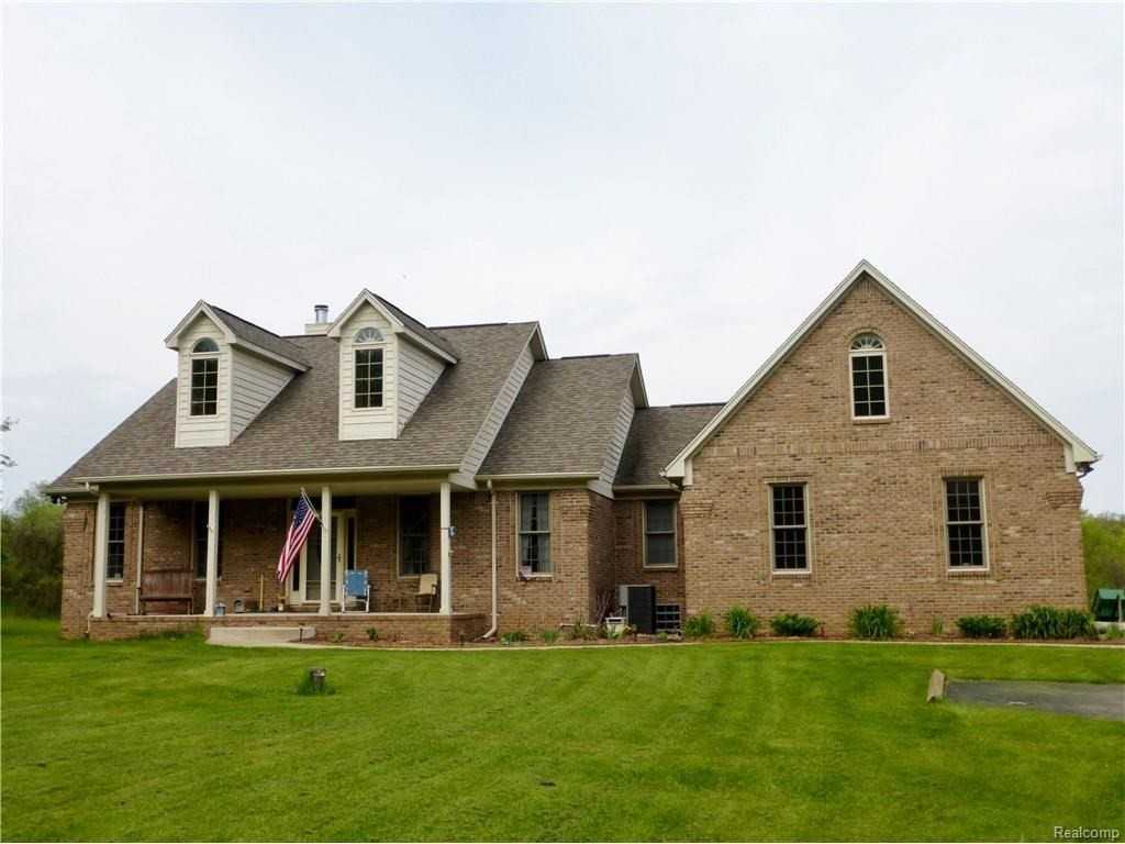 9587 Ellis Rd - Photo 2 of 39