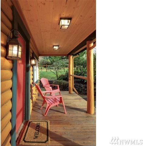 10161 N Madison Ave NE - Photo 2 of 15