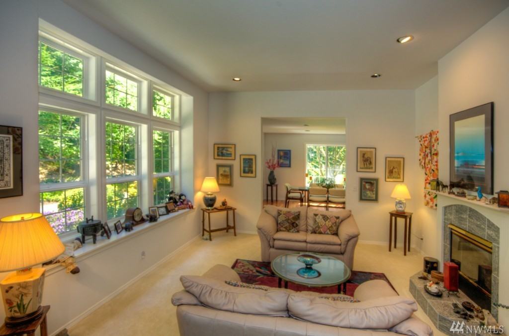 14016 Hidden Heights Ln NE - Photo 2 of 15