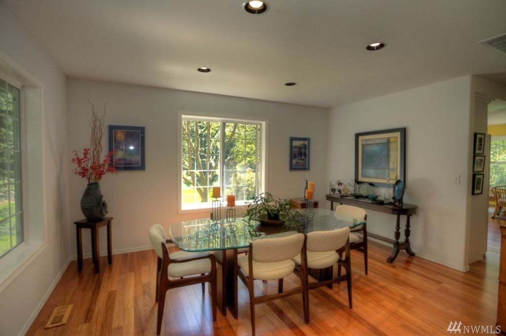 14016 Hidden Heights Ln NE - Photo 3 of 15