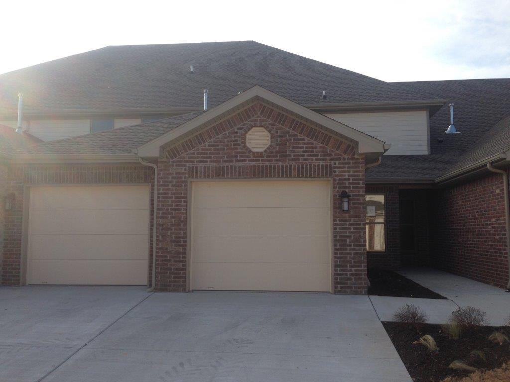 6611 W Valley View Rd - Photo 2 of 23