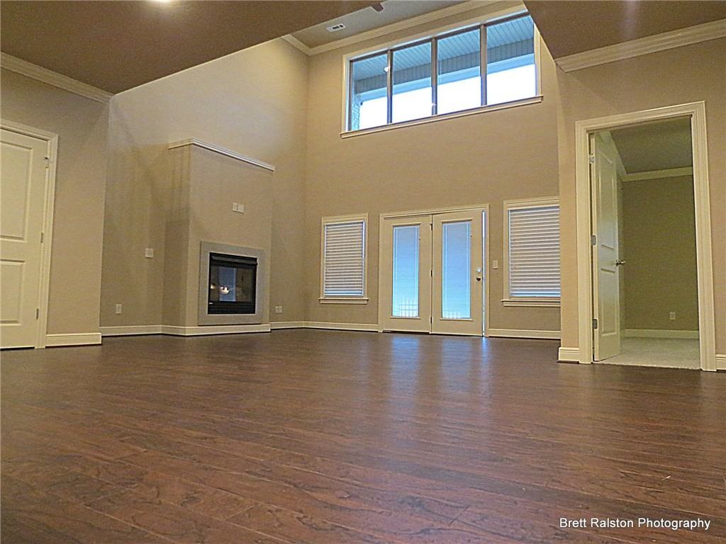 6611 W Valley View Rd - Photo 3 of 23