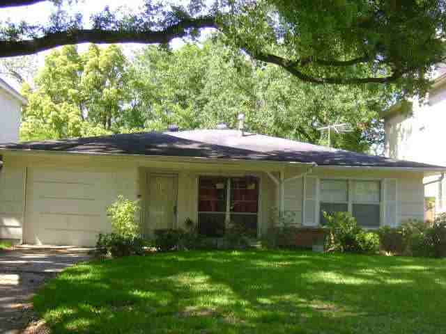 4410 Ione St - Photo 2 of 9