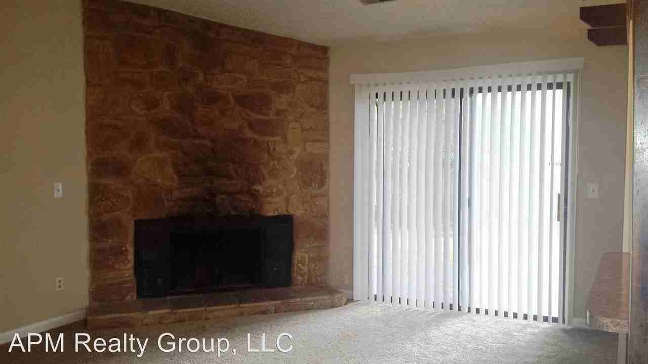 10 Eastgrove Ct - Photo 2 of 8