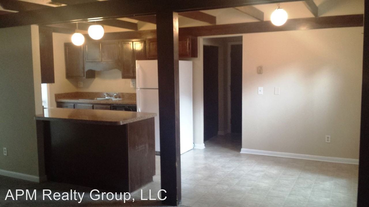 10 Eastgrove Ct - Photo 3 of 8