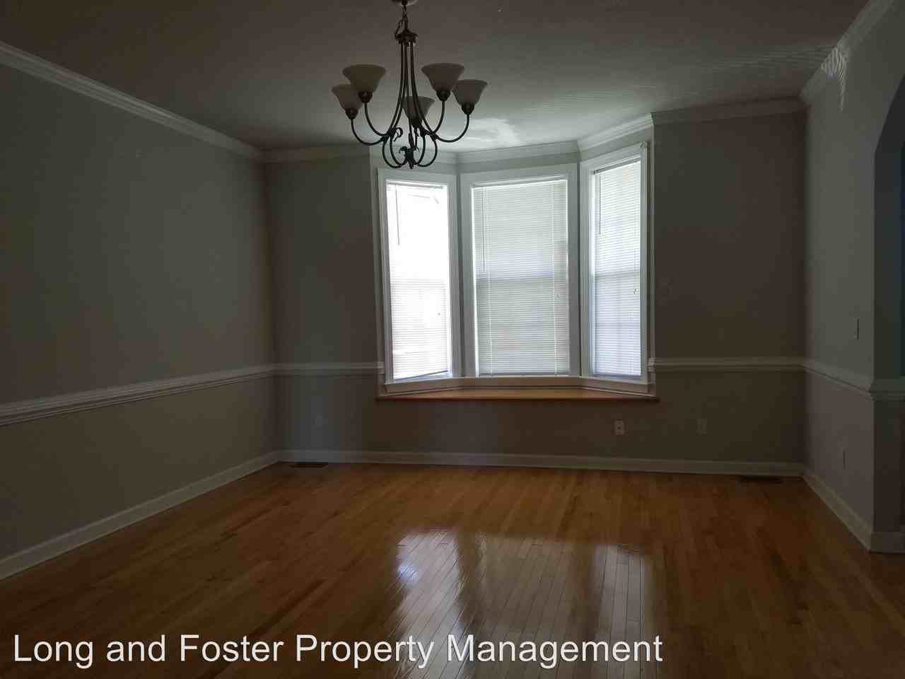 1004 Asbury Dr - Photo 2 of 12