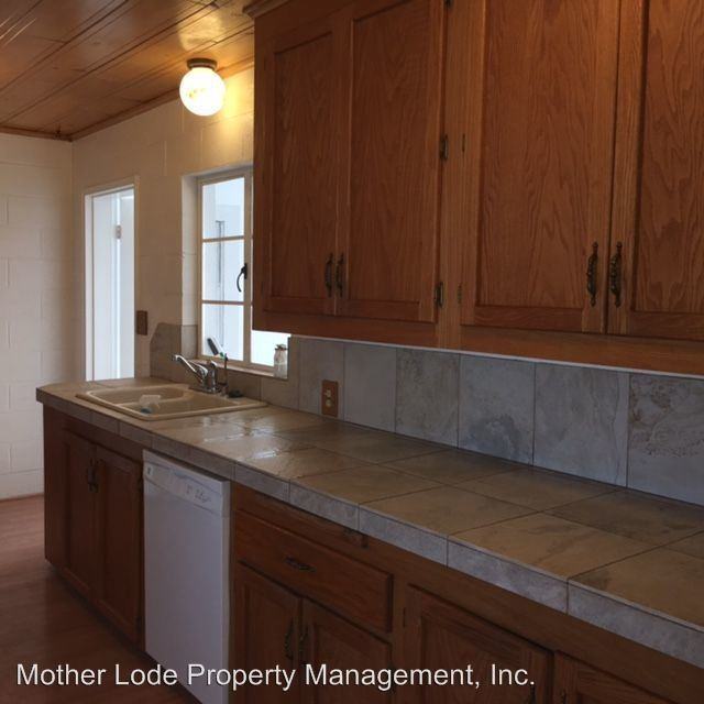 16299 Jacksonville Rd - Photo 3 of 11