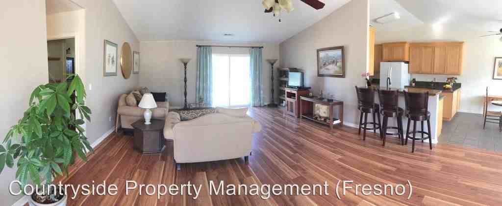 7533 Live Oak Dr - Photo 3 of 14