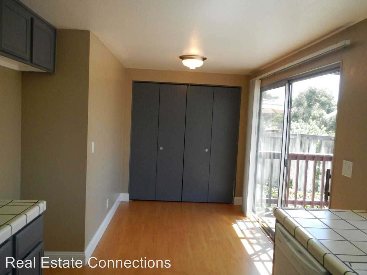 334 Otono Ct - Photo 2 of 8
