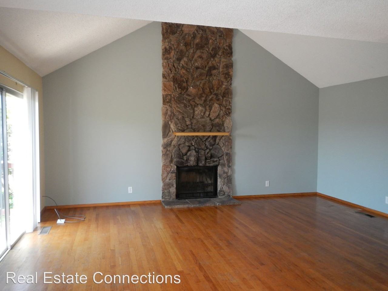 334 Otono Ct - Photo 3 of 8