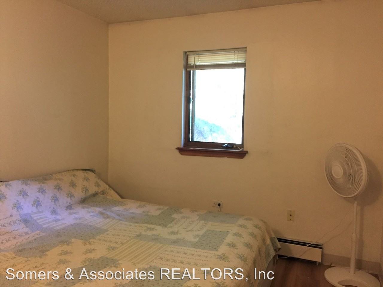 4555 Wood River Dr - Photo 2 of 11