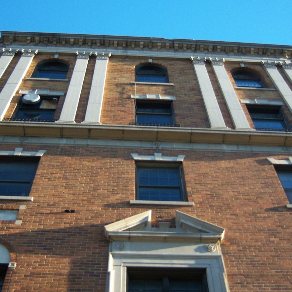 230 W Genesee St - Photo 2 of 17