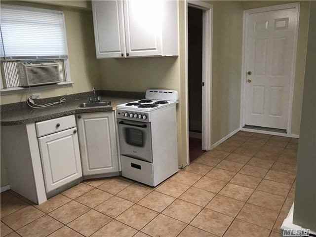 46 Hewes St - Photo 3 of 6