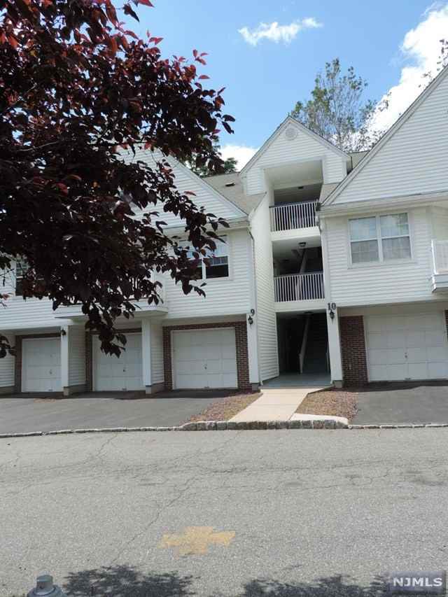 1 Vernon Ct #9-1 - Photo 2 of 9