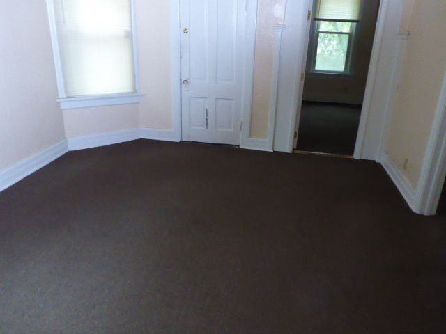 1744 N 18th St - Photo 3 of 6