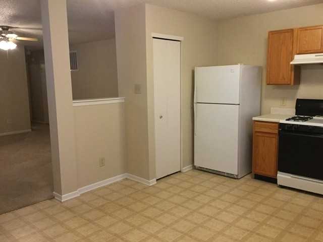 10767 Wymm Ln - Photo 3 of 13