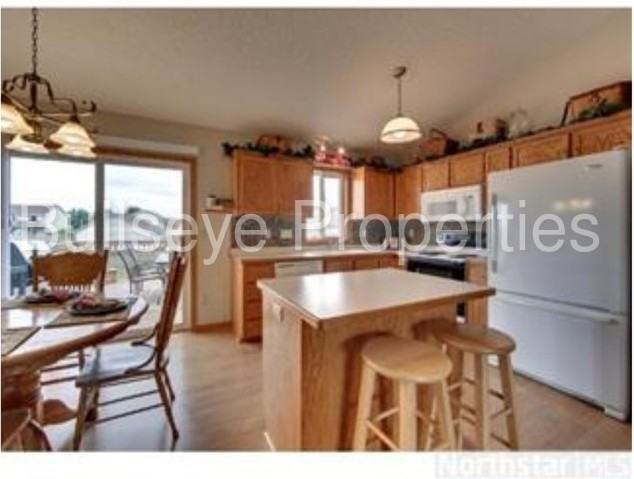 10129 Park Pl Dr - Photo 3 of 3