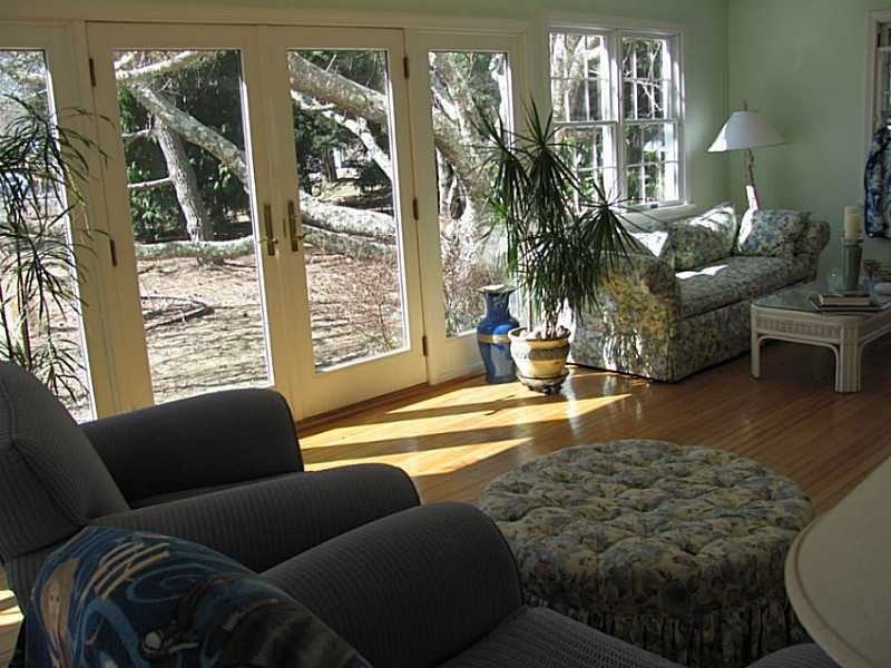 65 Fort Ninigret Rd - Photo 3 of 18