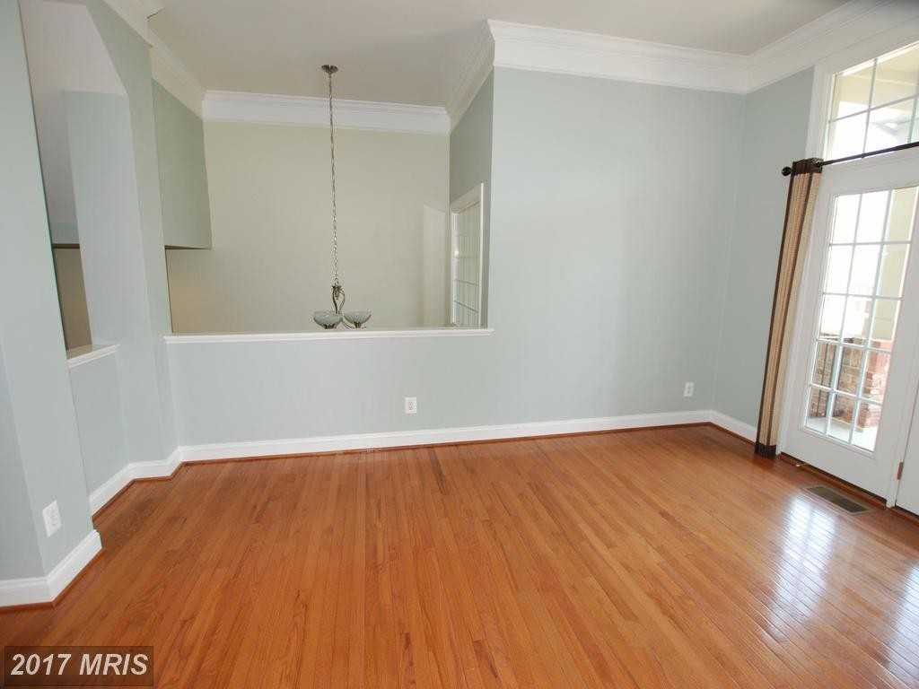 43222 Broxton Terrace - Photo 3 of 24