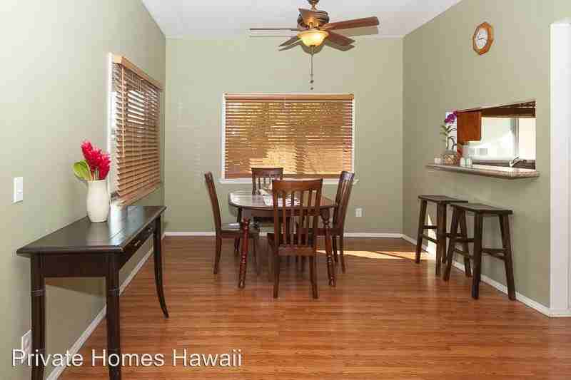 203 Maluniu Ave - Photo 3 of 8