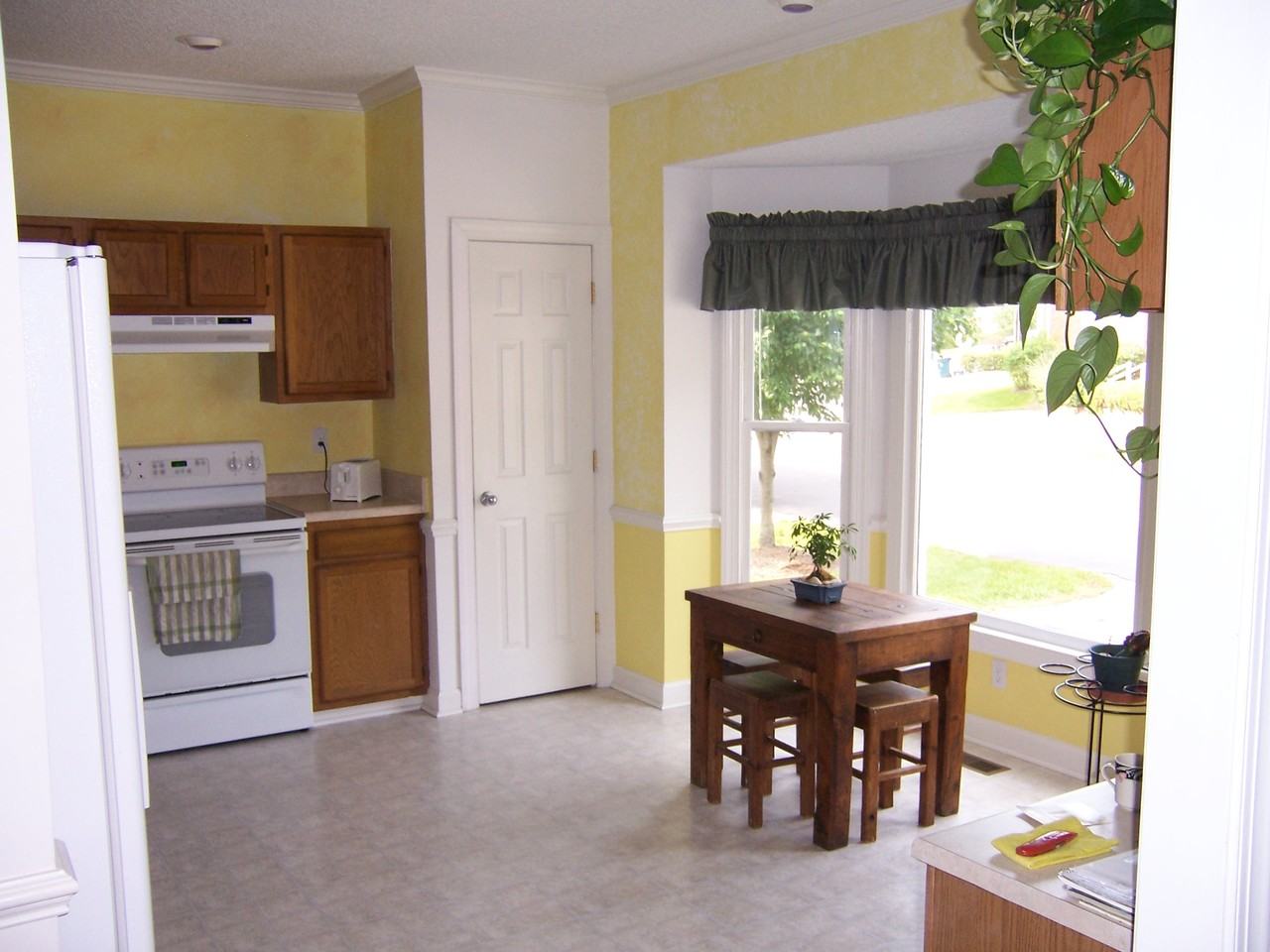 4119 Settlement Dr - Photo 3 of 42